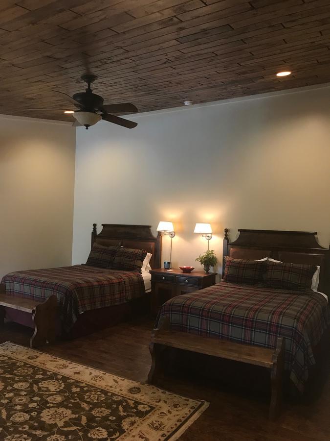 Hotel Joshua Creek Ranch